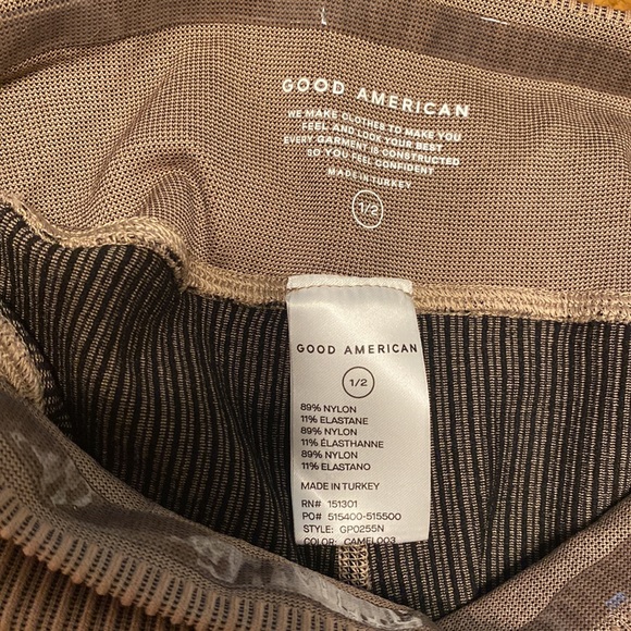 Good American Seamless Chunky Rib Legging - Picture 3 of 6